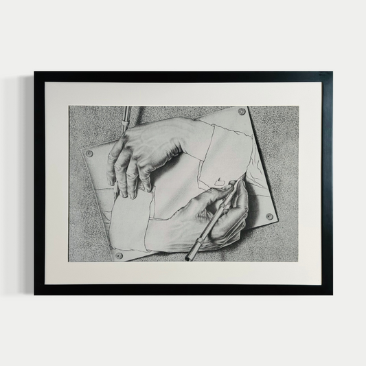 Manos dibujantes - M.C Escher